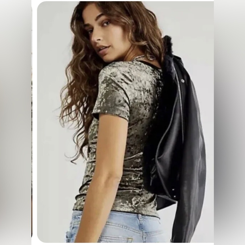 Free People Intimately Free Gray Crushed Velvet Tee size‎ medium new